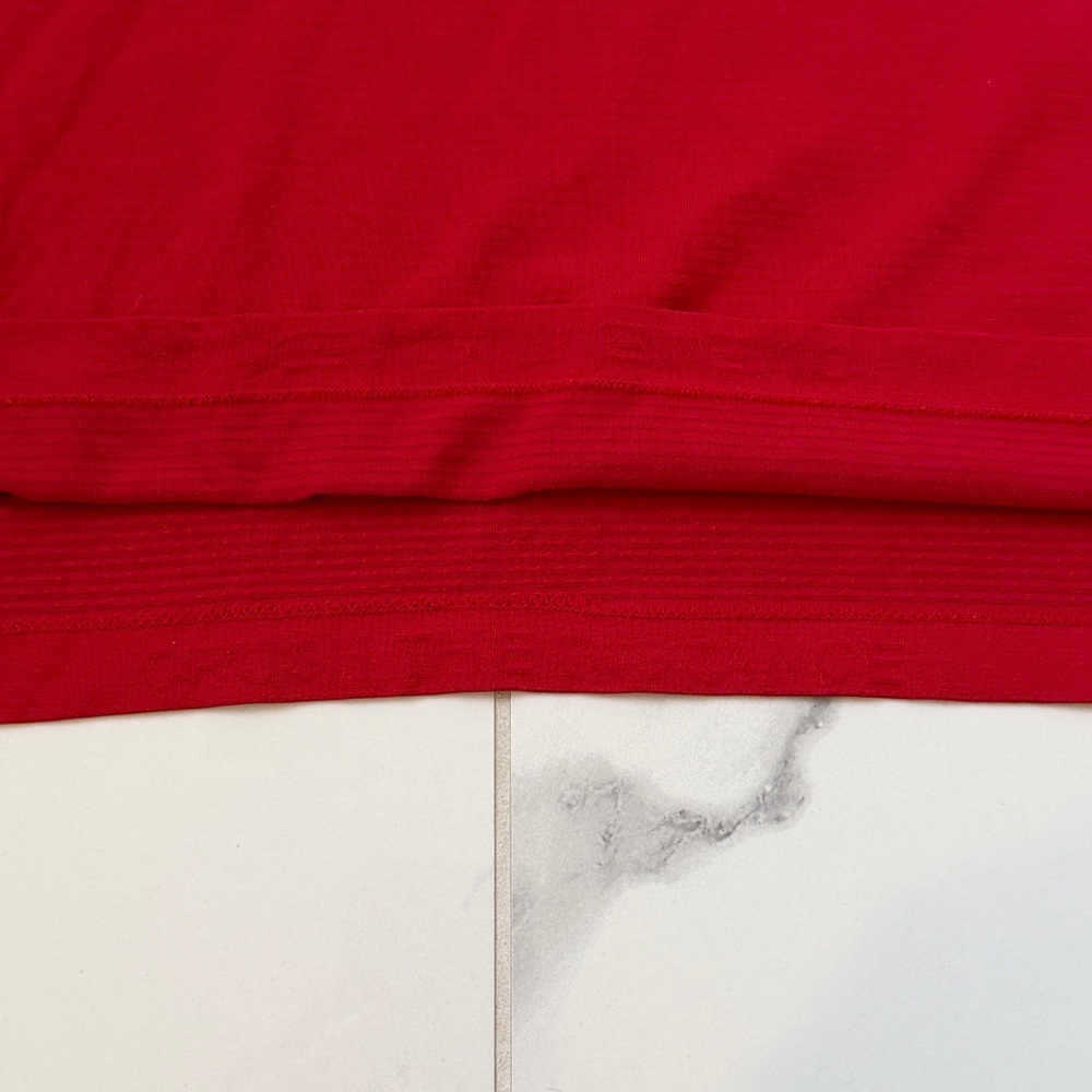 Lululemon Swiftly Relaxed Short Sleeve Shirt
Dark Red Women’s Size 12 - Picture 9 of 13